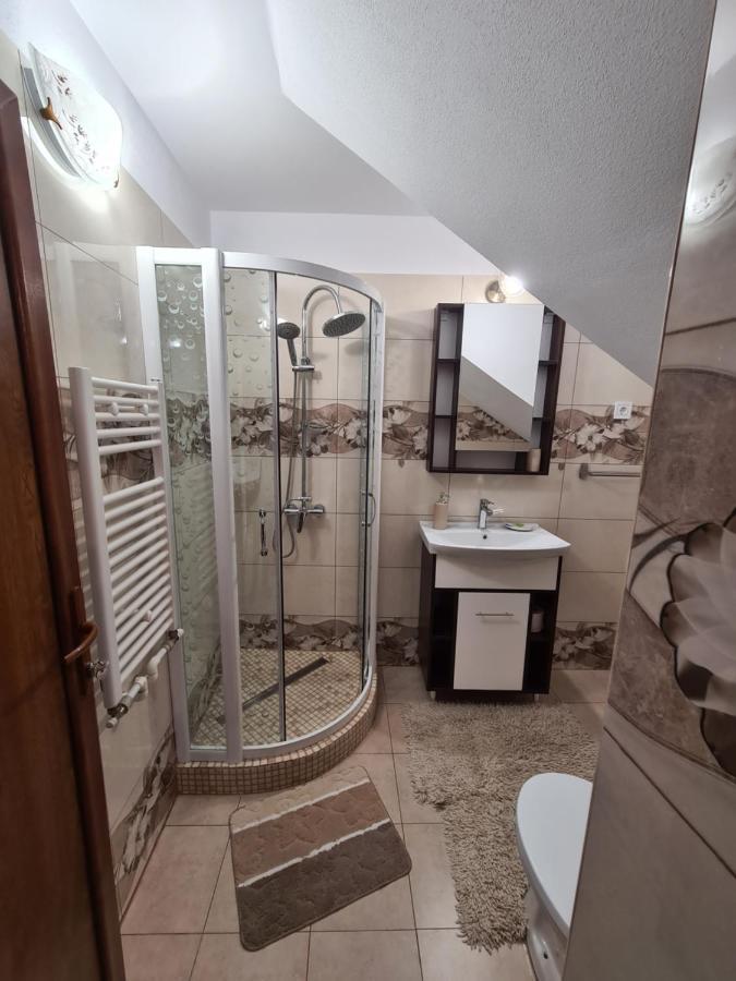 Casa Hera Кэлимэнешти Экстерьер фото