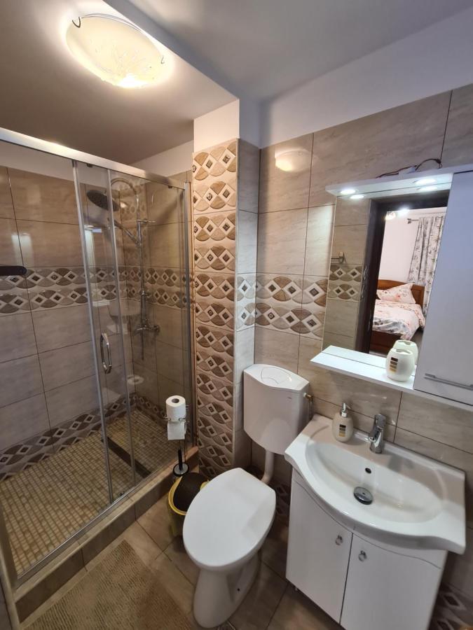 Casa Hera Кэлимэнешти Экстерьер фото