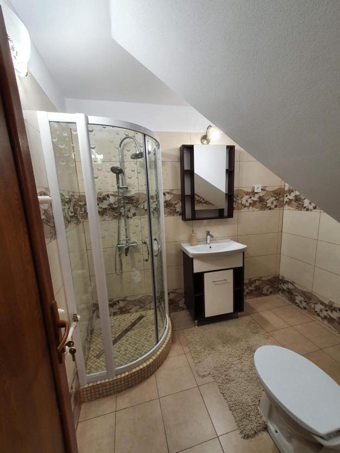 Casa Hera Кэлимэнешти Экстерьер фото