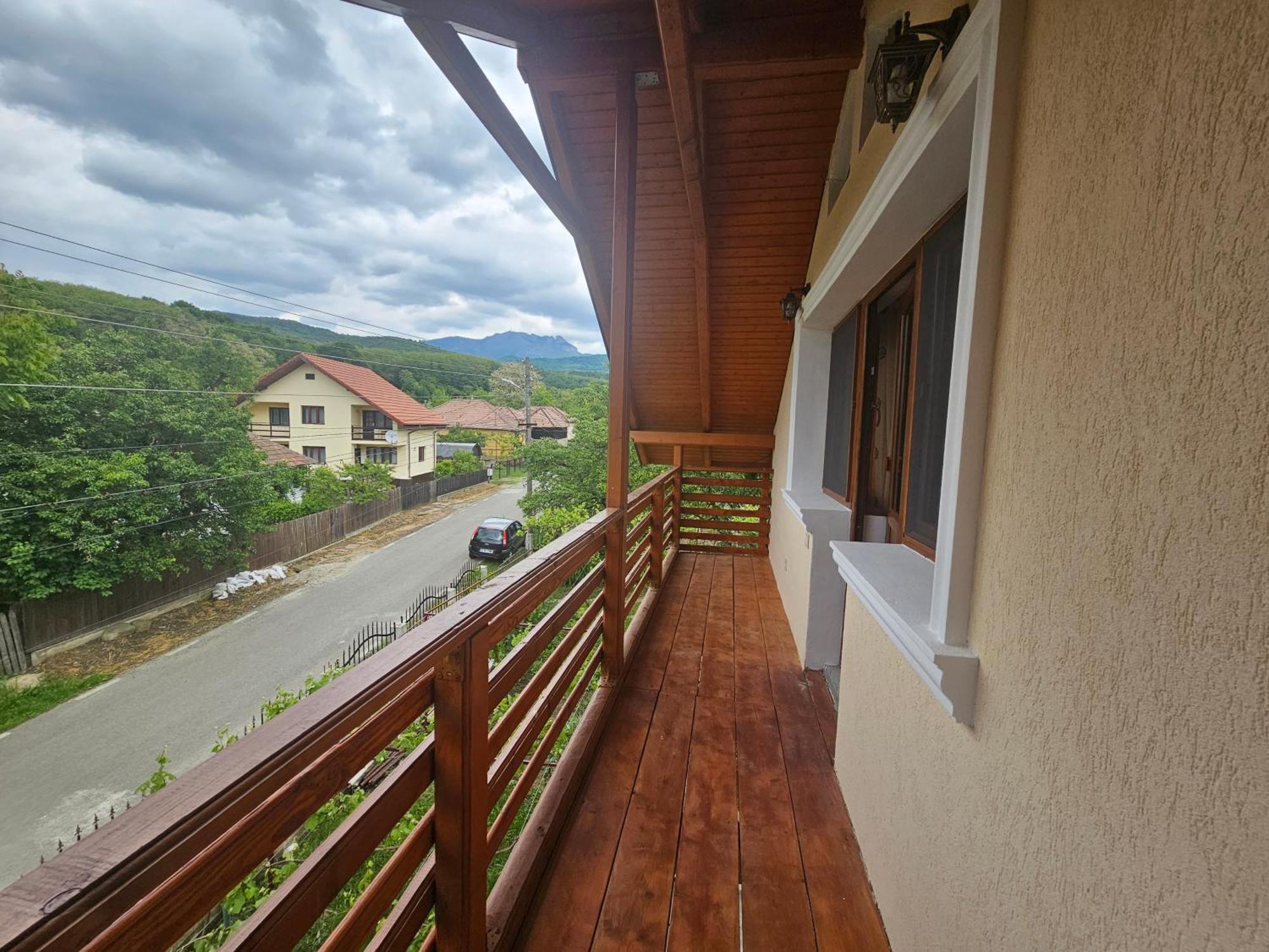 Casa Hera Кэлимэнешти Экстерьер фото